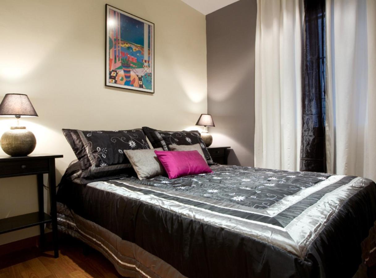 Avinguda Gaudi Apartment Barcelona Buitenkant foto